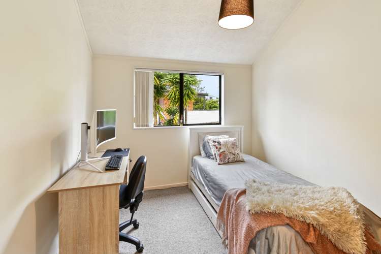 38 Eugenia Rise Totara Heights_9