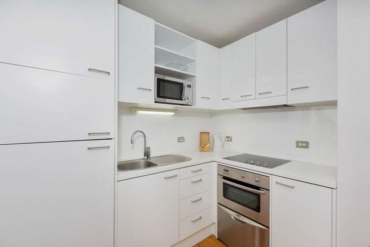 35h/16 Gore Street Auckland Central_3