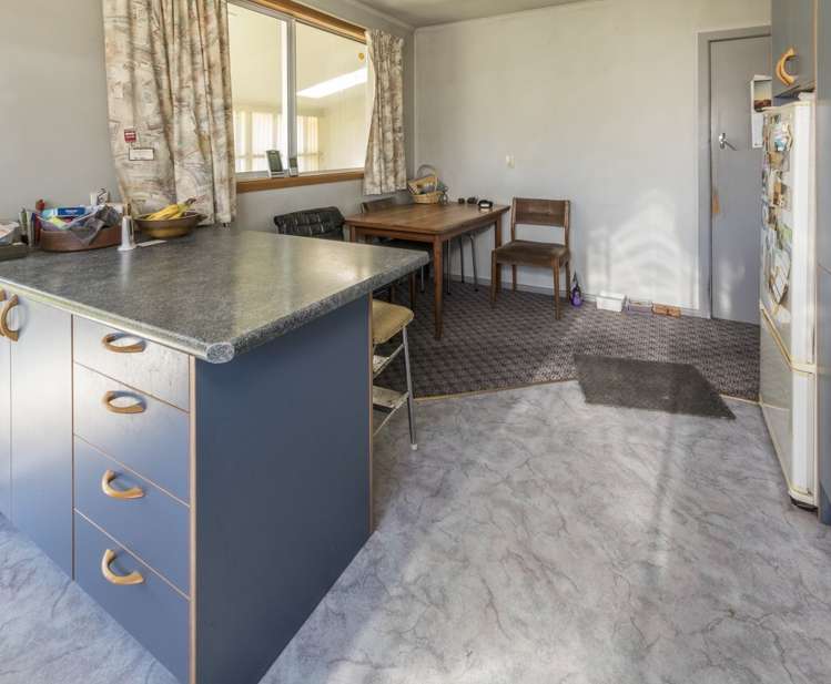 7 Hopkins Street Luggate_5