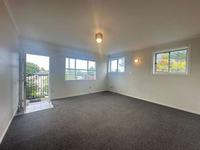 Charming 1-Bedroom Unit with Classic Appeal – Water Included!