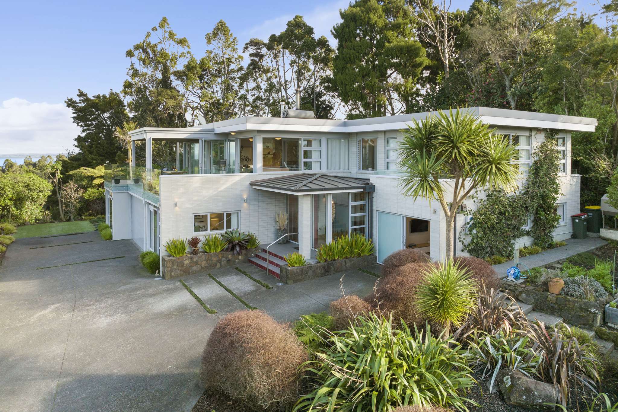 Titirangi home which set 2016 price record is on the market