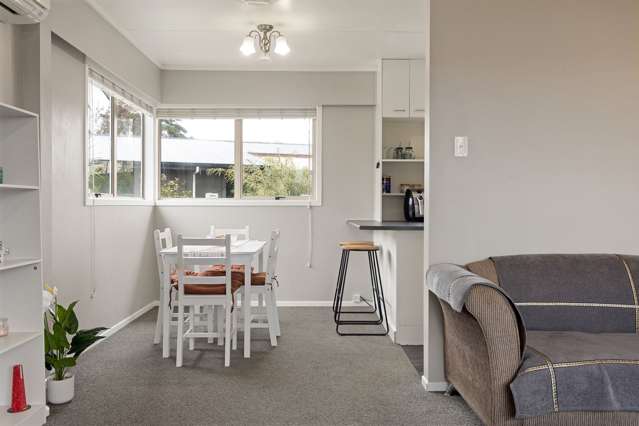 16 Fiona Place Dinsdale_3