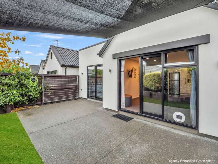 99 Faringdon Boulevard Rolleston_16