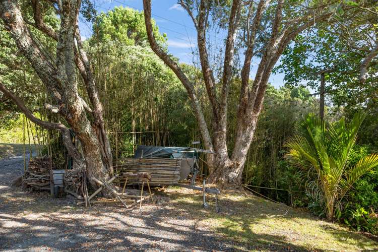 2 Rangikapiti Road Coopers Beach_21