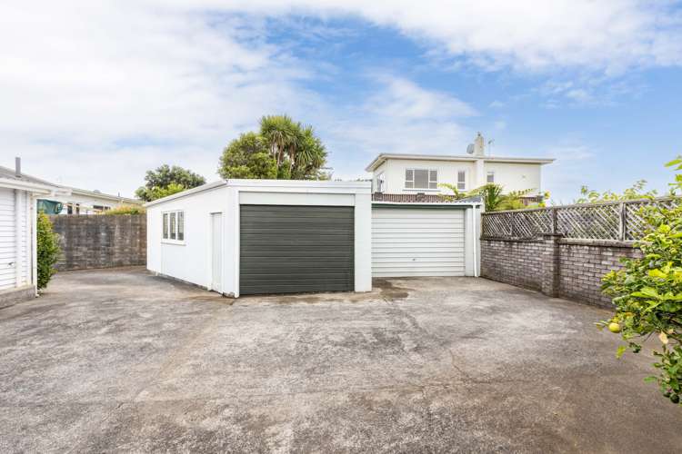 7 Waimea Street Westown_19