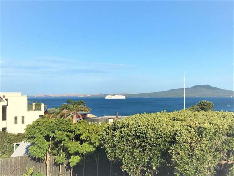 23 Seaview Road Castor Bay_2