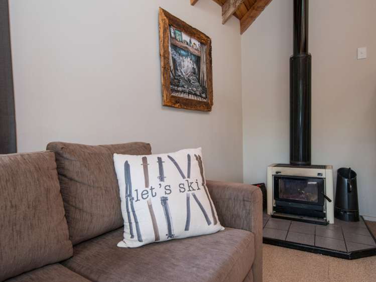 2/27 Totara Street Ohakune_9