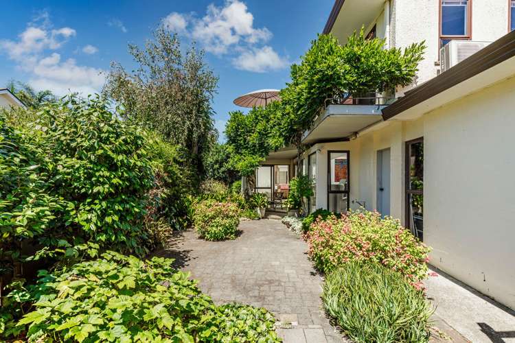 3/24a Cheltenham Road Devonport_22