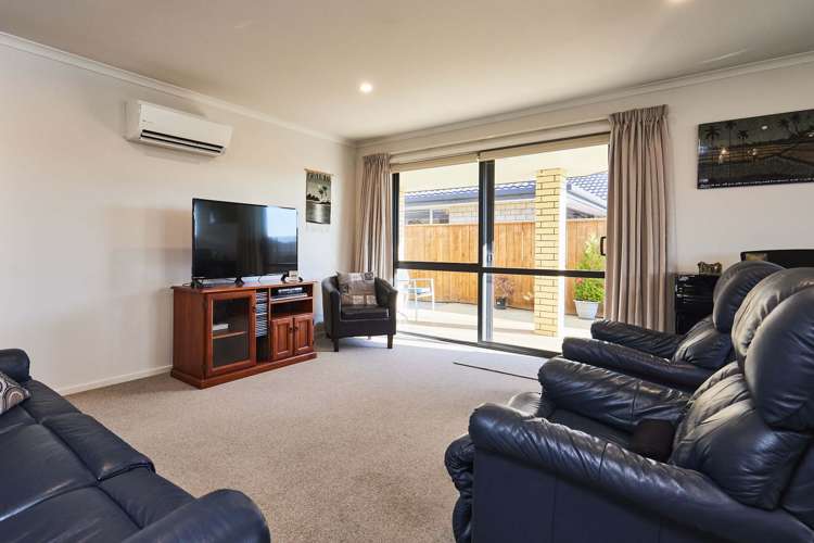 10 Ara Drive Redwoodtown_8