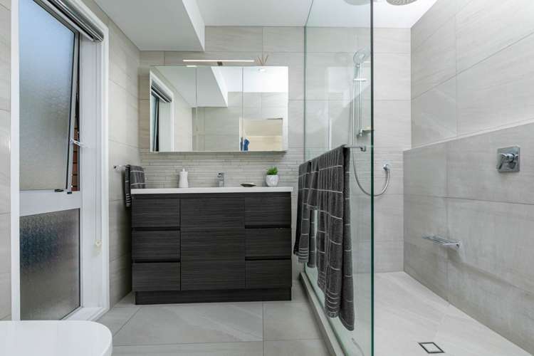 13 Ronald Macken Place Windsor Park_11