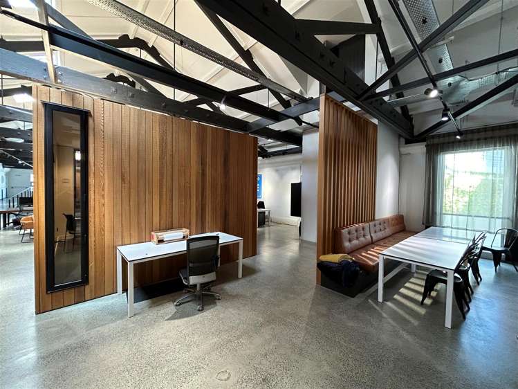 317 New North Road Kingsland_6