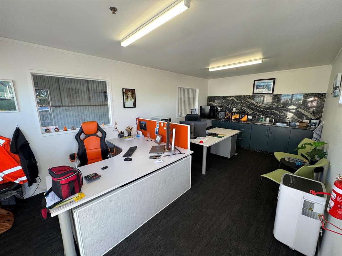 Unit 9, 7 Fraser Road_4