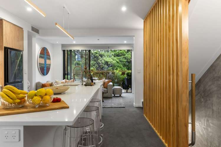 4/6 Makara Road Karori_14