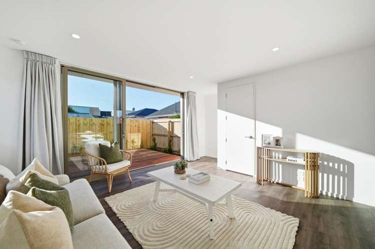 1-4/39 Antigua Street_4