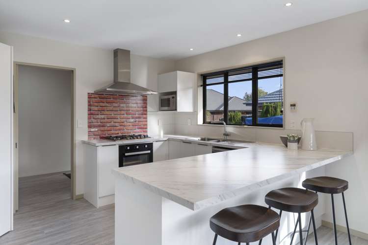 5 Hideaway Gate Parklands_14