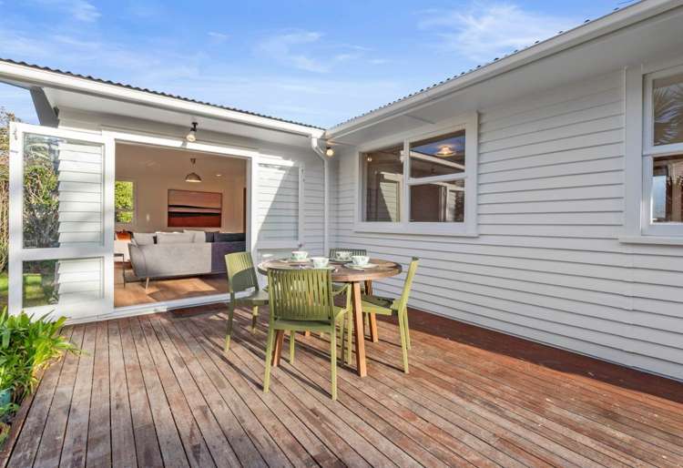 14 Juniper Road Sunnynook_18