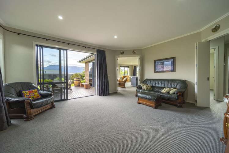 11 Acheron Way Te Anau_11