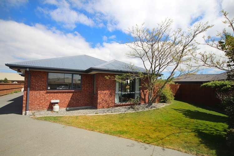 8 Red Checkers Place Wigram_12