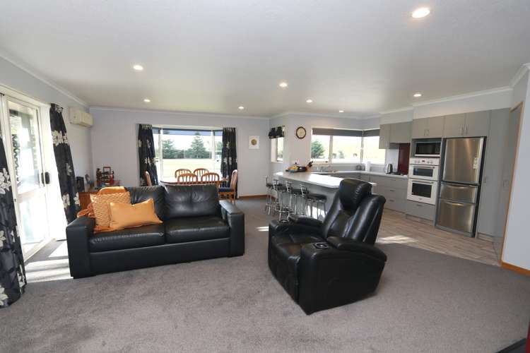 306 Beach Road East Elgin_9