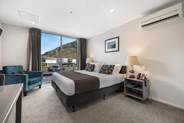 Unit 115 Ramada Remarkables Park, 24 Hawthorne Drive_0