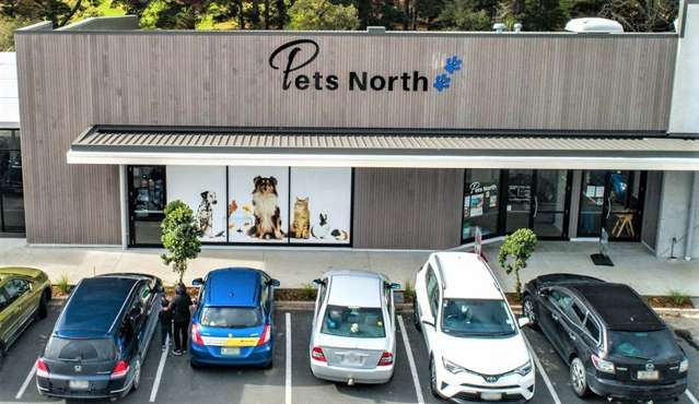 Warkworth unit has long lease to pet store