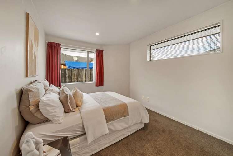 16c Defoe Place Waltham_13