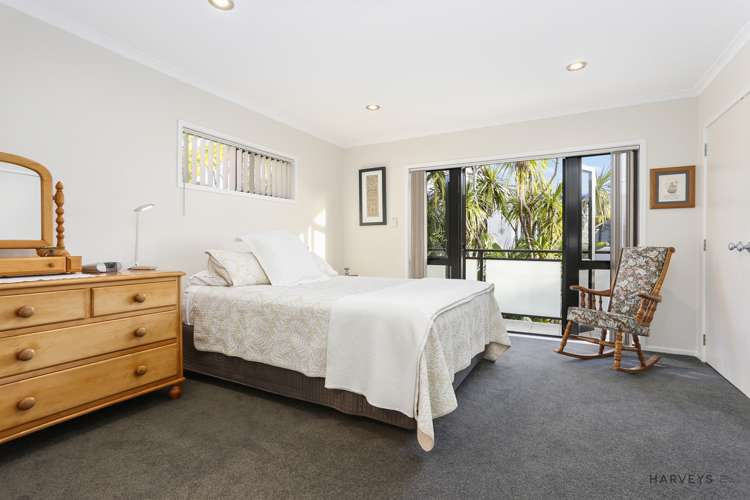 2c Highland Avenue Titirangi_7