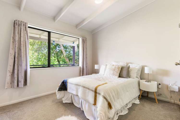 2/81 Fairclough Road Beach Haven_8