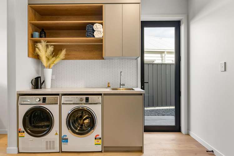 74 Pelorus Avenue Poraiti_12