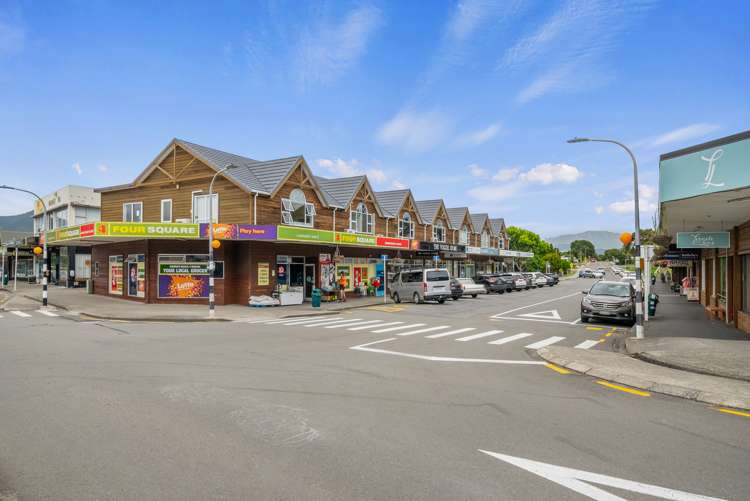 2/2 Matatua Road Raumati Beach_21