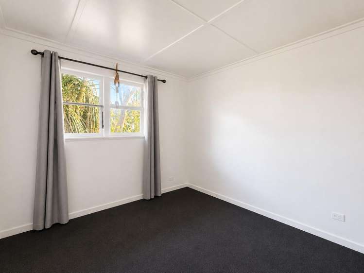 147 Cobham Drive Hamilton East_6