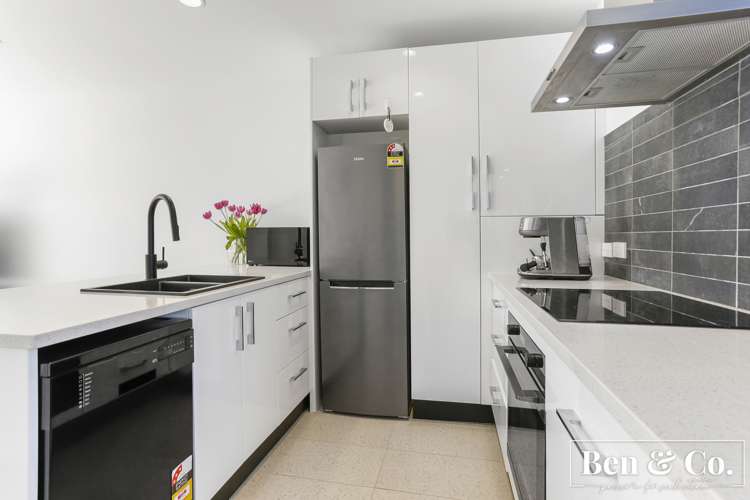 4/70a Barrack Road Mount Wellington_7