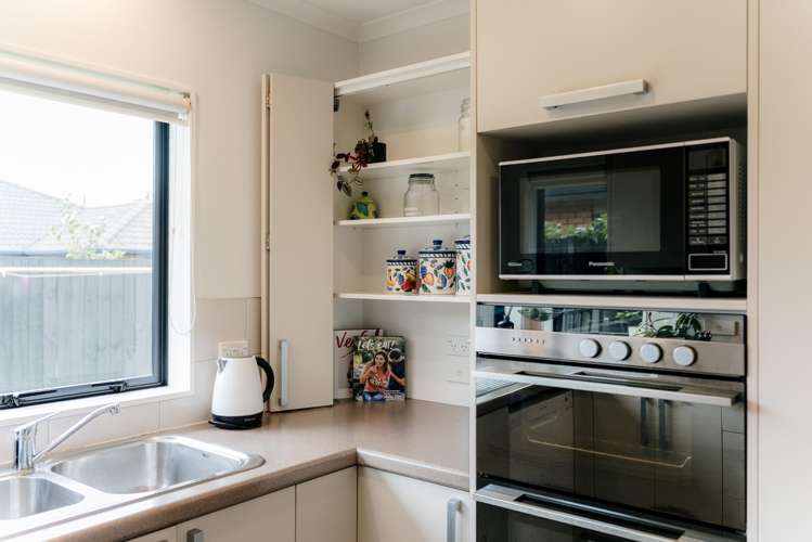 17a Callis Avenue Opaheke_11