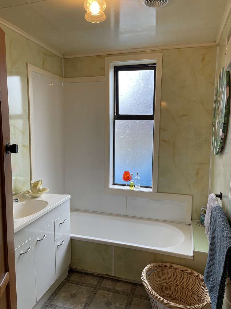 416 Great North Road Winton_12