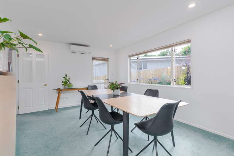 9 Enticott Place Huntsbury_11