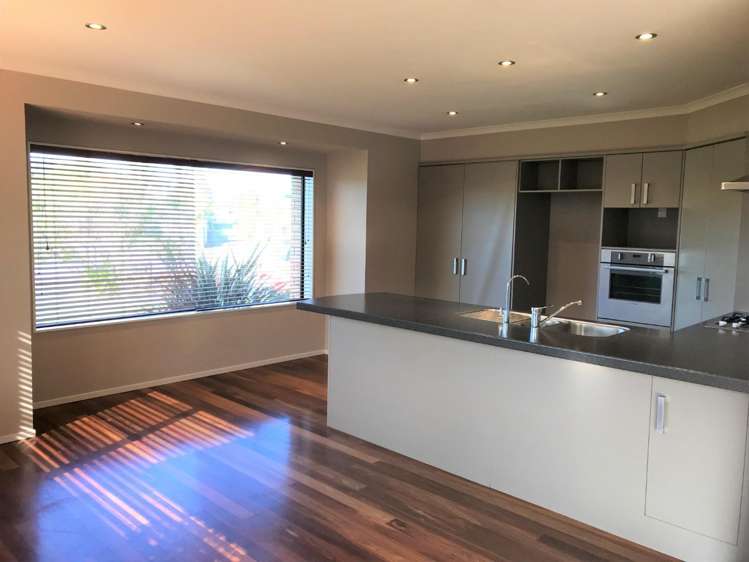 6 Daniel Crescent 11373_3