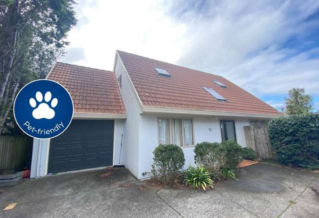 Spacious 4-Bedroom Family Home in Avondale – P...
