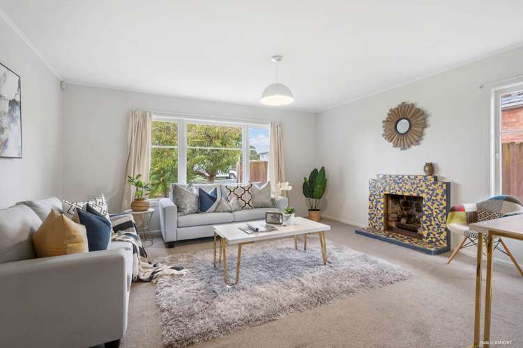 52 Flanshaw Road Te Atatu South_2