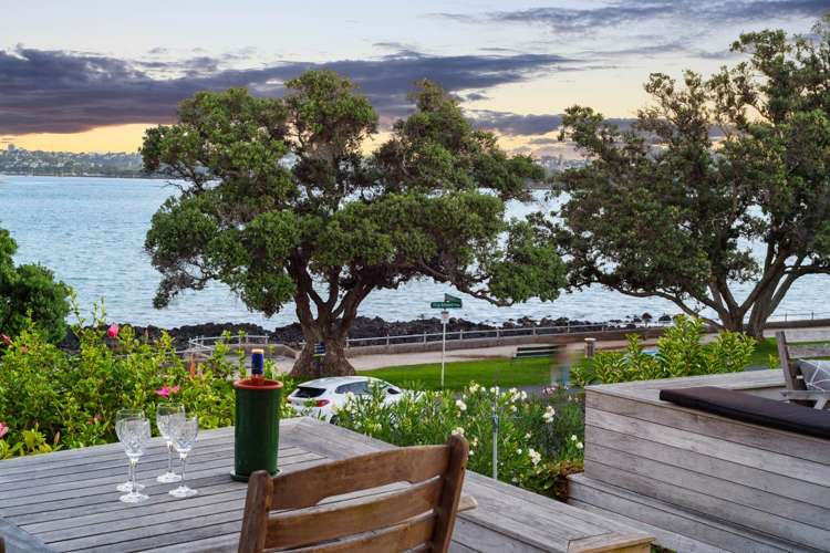 8 King Edward Parade Devonport_62