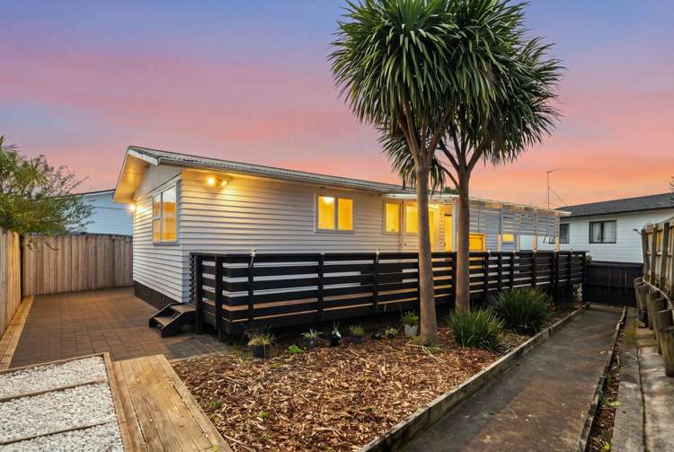 27b Keegan Drive Massey_16