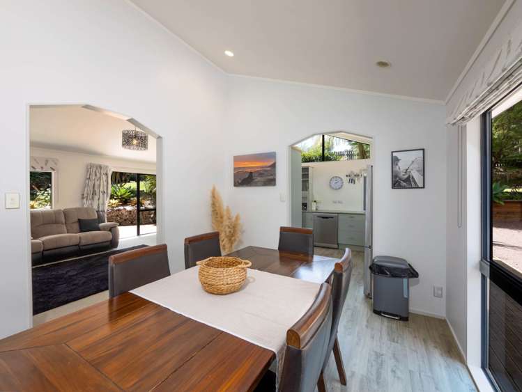 1 Garden Court Haruru_13