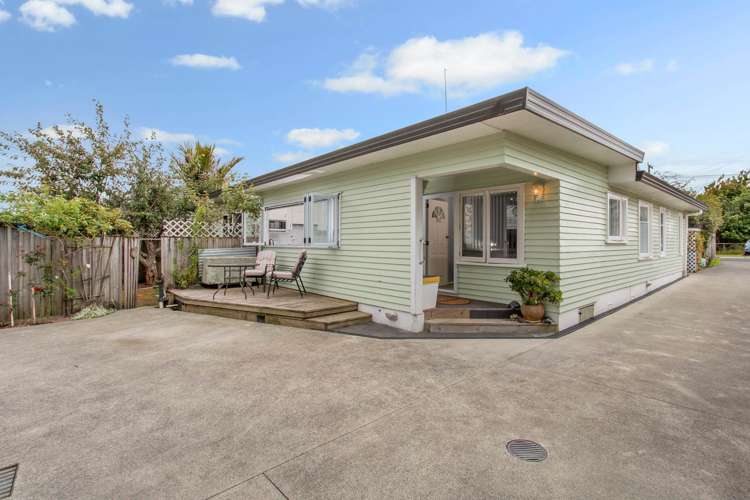 8 Stokes Avenue Te Atatu Peninsula_9