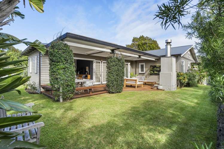 38 Alexis Avenue Mount Albert_2