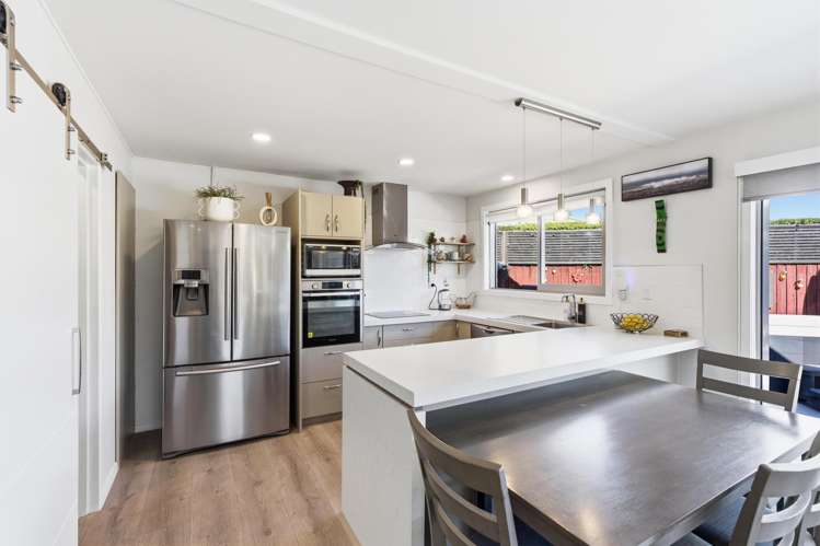 2/77 Frankleigh Street_2