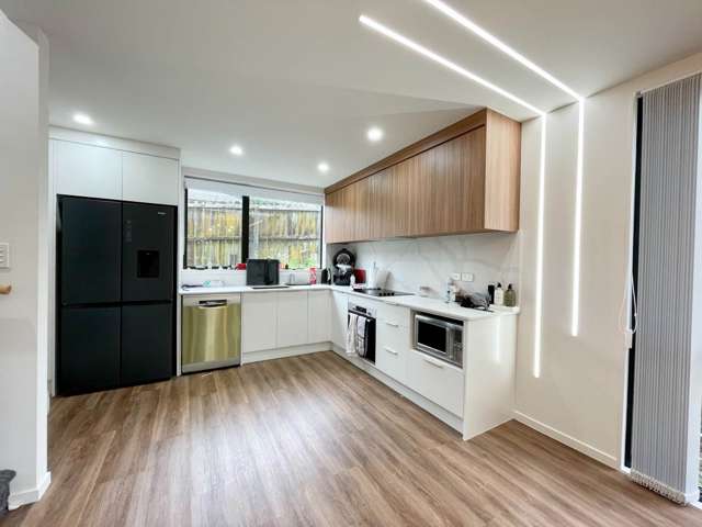 6/7 Broadview Place Howick_4