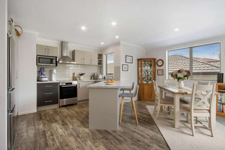 14 Muirfield Crescent Katikati_9