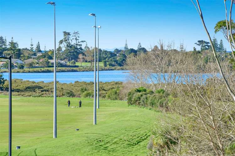 1/4 Stables Lane Silverdale_16