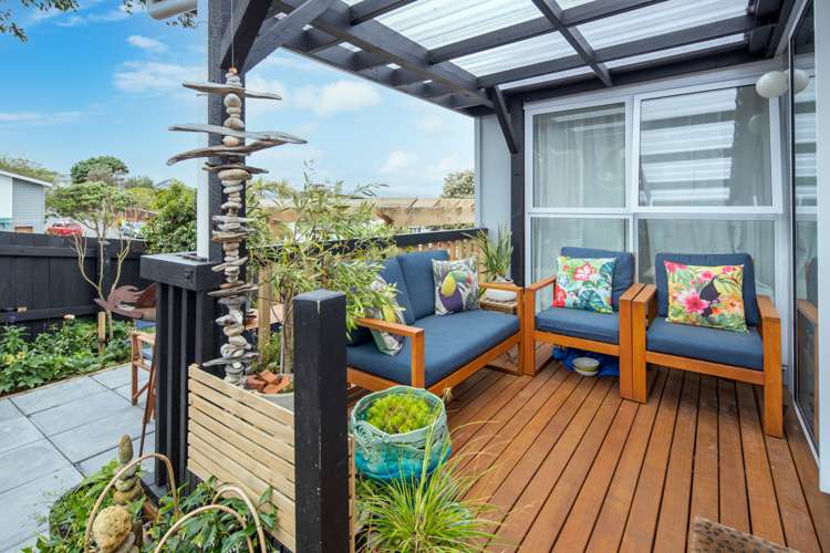142 Akaroa Drive Maupuia_12