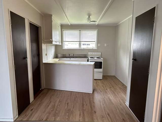 5/122 Queens Avenue 500063_3