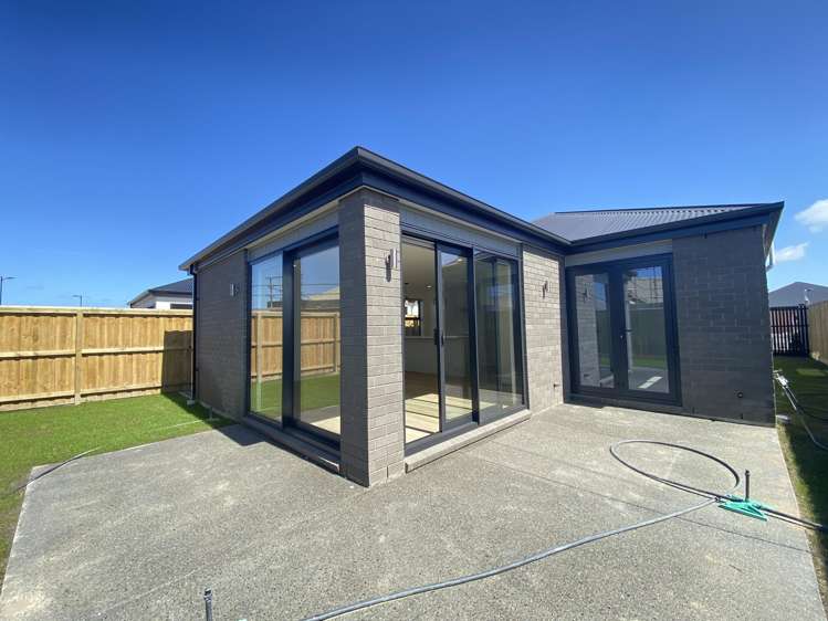 12 Silvergrass Way Rolleston_14